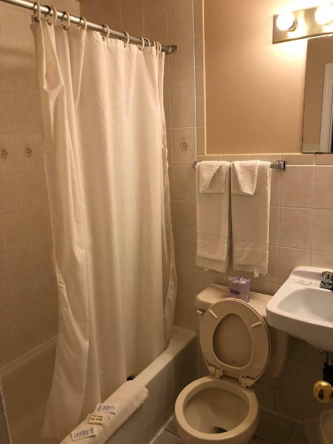 Niagara Inn & Suites エクステリア 写真